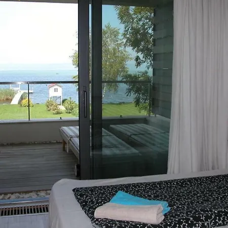 Holiday In 36018 Balatonoszod